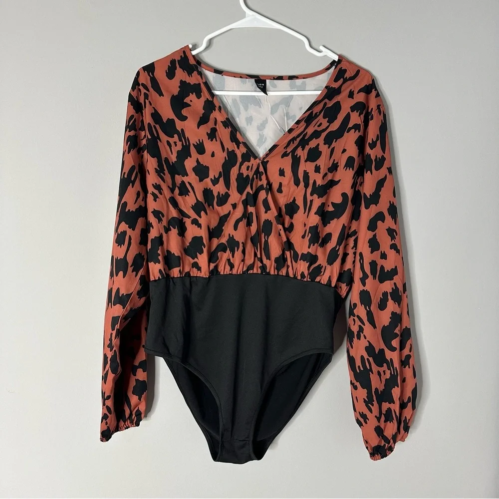Leopard Print Bodysuit - Picture 1 of 7